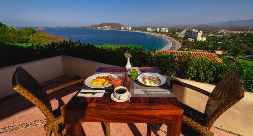 luxury restaurants in Ixtapa Mexico